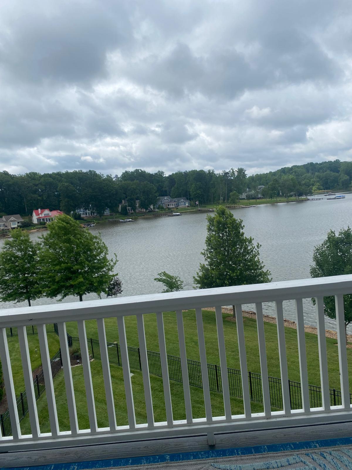 Eny Phillips Cleaning Service Image